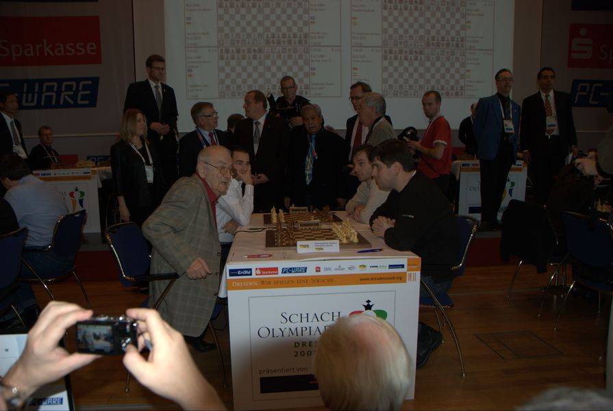 schach-olympiade-2041.jpg