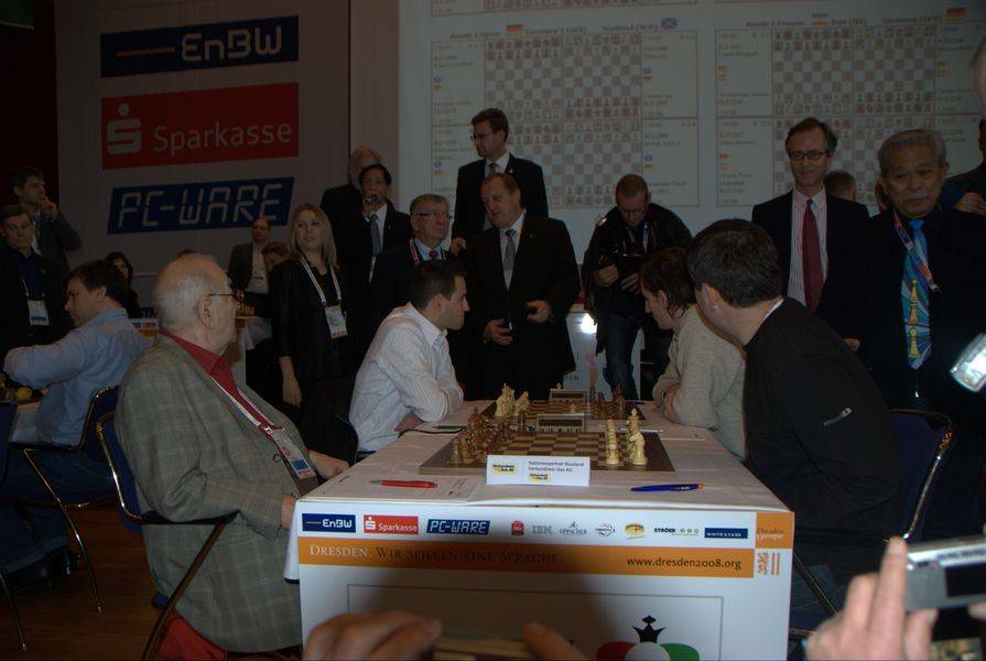 schach-olympiade-2044.jpg